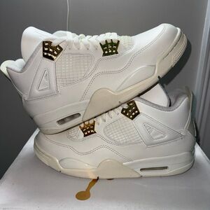 Jordan4 Gold Metallic Size 8.5M With Original Box